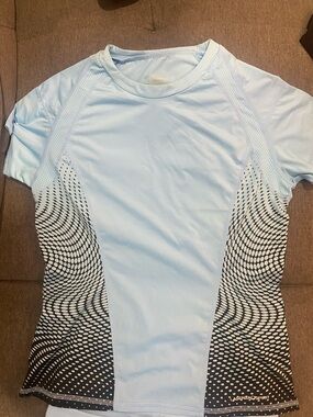 La SENZA Light Blue Athletic Top with Black Dot Panel